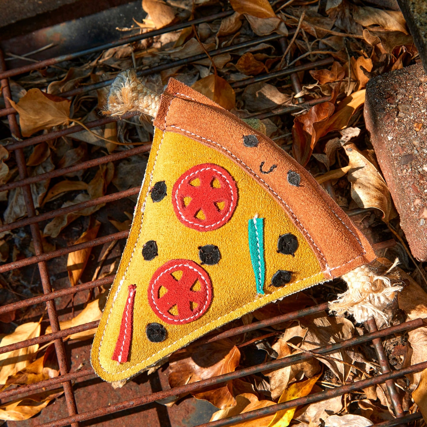Pepe le Pizza - Green & Wilds Eco Dog Toy